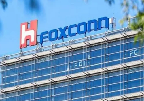 Foxconn’s new iPhone manufacturing facility under construction in Devanahalli, Karnataka, showcasing India’s expanding tech manufacturing landscape.